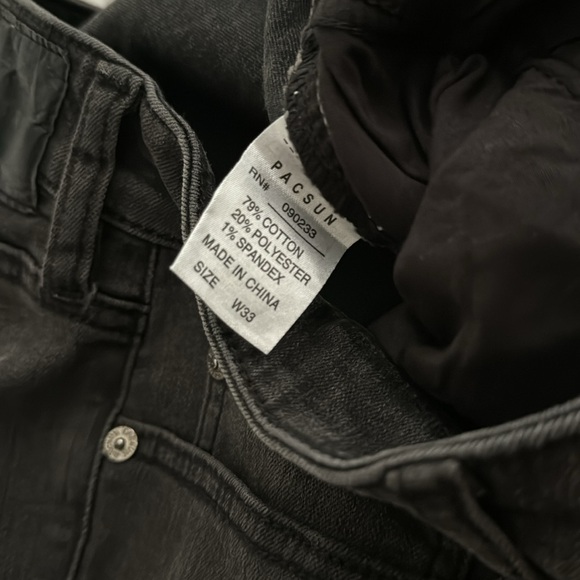 PacSun Active Stretch Skinniest Distressed Black Denim Shorts - Picture 8 of 8